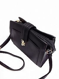 ΓΥΝΑΙΚΕΙΑ ΤΣΑΝΤΑ ΧΙΑΣΤΙ ΜΑΥΡΗ 