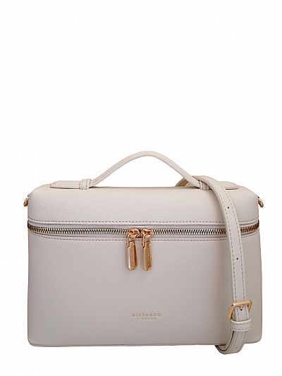 ΓΥΝΑΙΚΕΙΑ ΤΣΑΝΤΑ ΧΙΑΣΤΙ ΜΠΕΖ