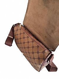 ΓΥΝΑΙΚΕΙΑ ΤΣΑΝΤΑ ΧΙΑΣΤΙ ΚΑΦΕ COVERI