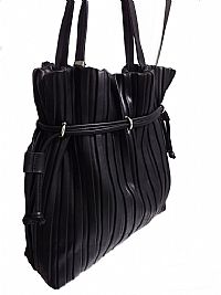 ΓΥΑΝΑΙΚΕΙΑ ΤΣΑΝΤΑ ΜΑΥΡΟ ΠΟΥΓΚΙ