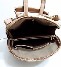 ΓΥΝΑΙΚΕΙΟ ΣΑΚΙΔΙΟ ΠΛΑΤΗΣ BACKPACK ΜΑΥΡΟ ΜΕ ΓΡΑΜΜΑΤΑ