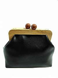 ΓΥΝΑΙΚΕΙΑ ΤΣΑΝΤΑ ΧΙΑΣΤΙ ΜΕ ΞΥΛΟ ΜΑΥΡΟ ΧΡΩΜΑ