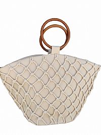 ΓΥΝΑΙΚΕΙΑ ΤΣΑΝΤΑ ΩΜΟΥ ΜΠΕΖ ΧΡΩΜΑ ΜΕ ΜΠΑΜΠΟΥ ΛΑΒΕΣ ΚΑΙ ΔΙΑΚΟΣΜΗΤΙΚΑ ΣΧΟΙΝΙΑ